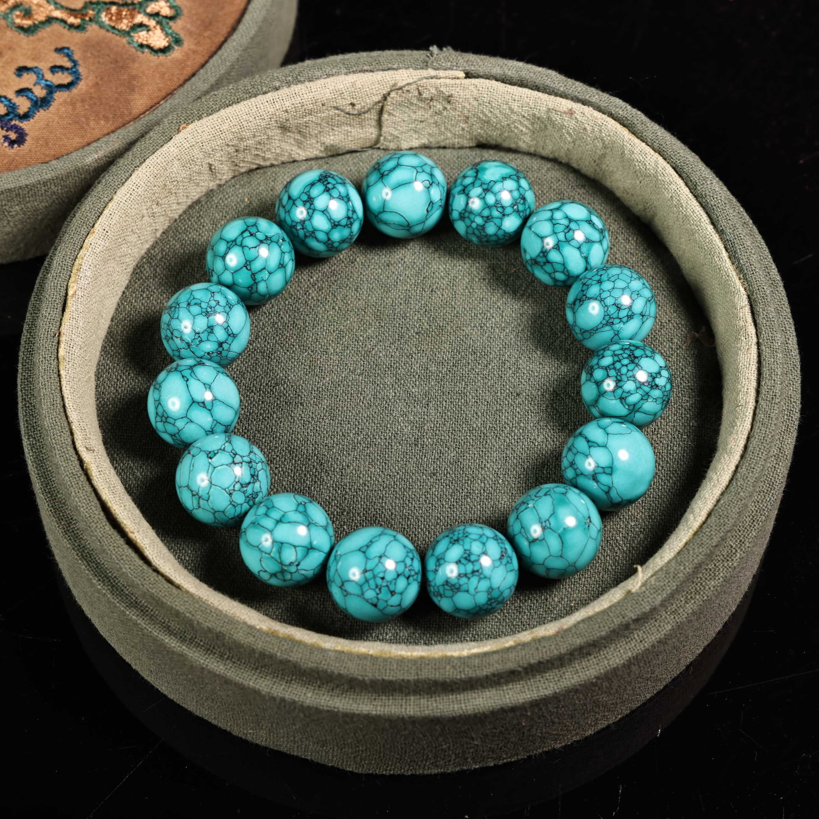 15mm Turquoise Beads Hand Chain w Box - 2