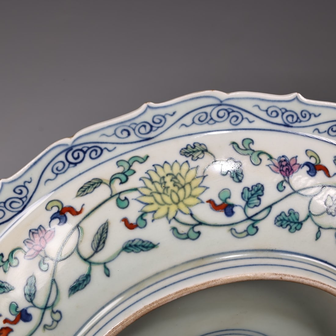 Doucai Flower Design Porcelain Plate - 11