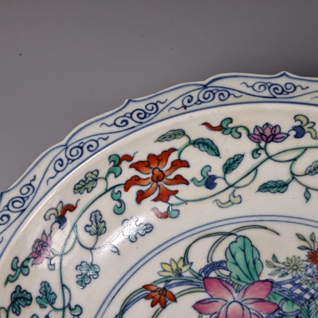 Doucai Flower Design Porcelain Plate - 6