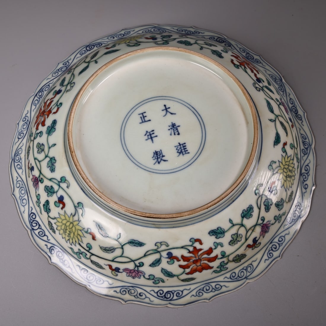 Doucai Flower Design Porcelain Plate - 8