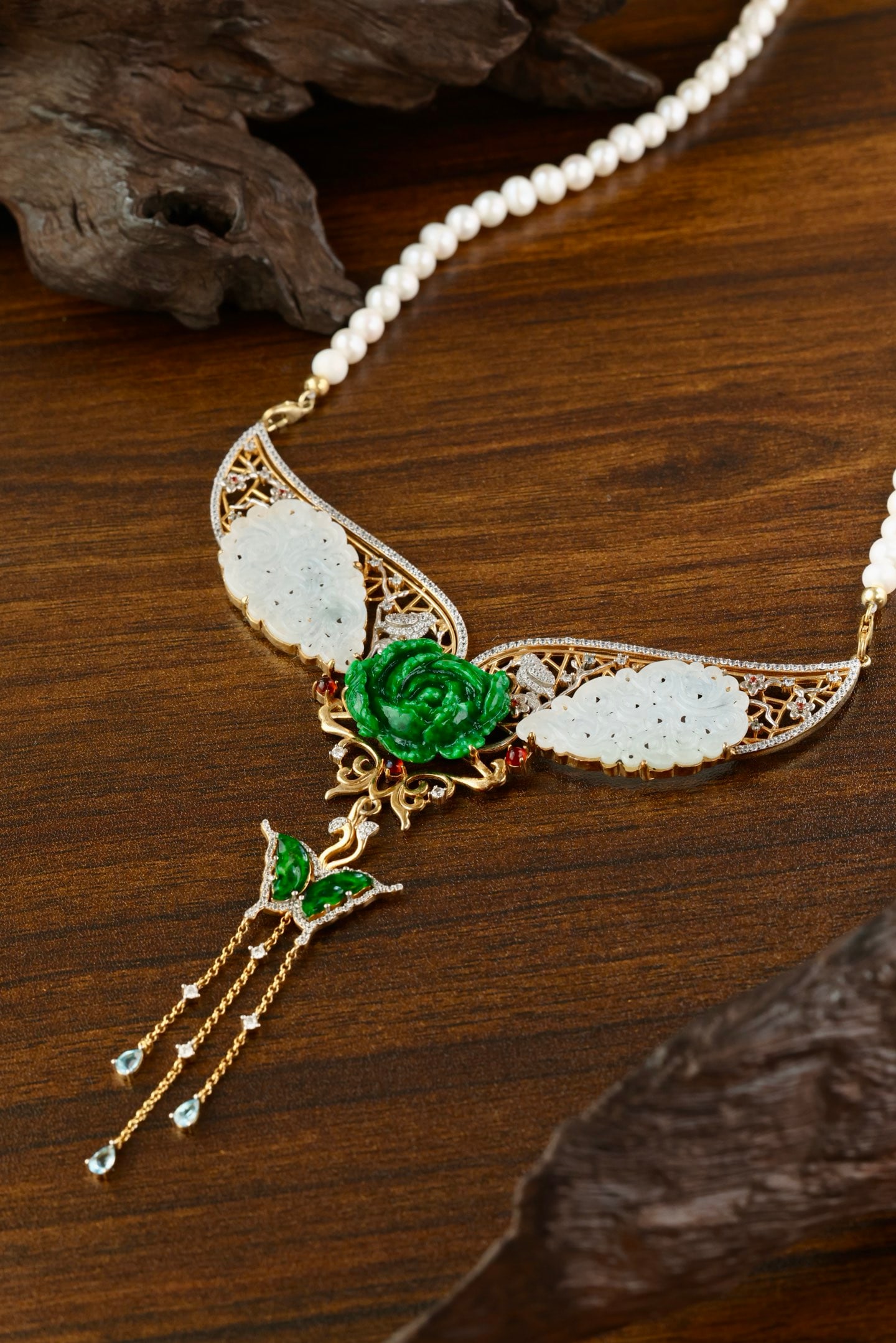 Beautiful Silver Gilt Gold Inlay Jadeite Butterfly Pendant w Pearl Necklace - 3