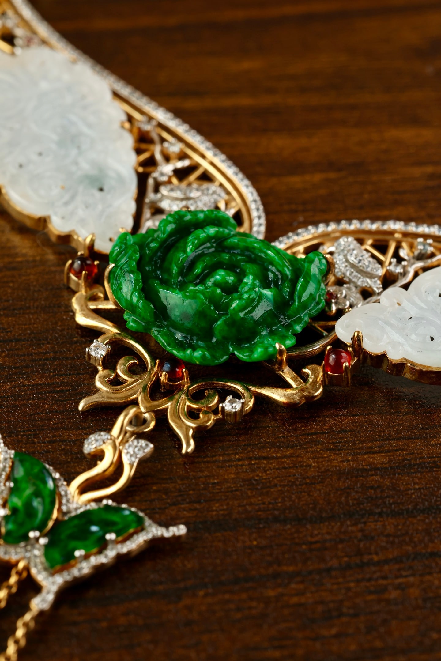 Beautiful Silver Gilt Gold Inlay Jadeite Butterfly Pendant w Pearl Necklace - 4