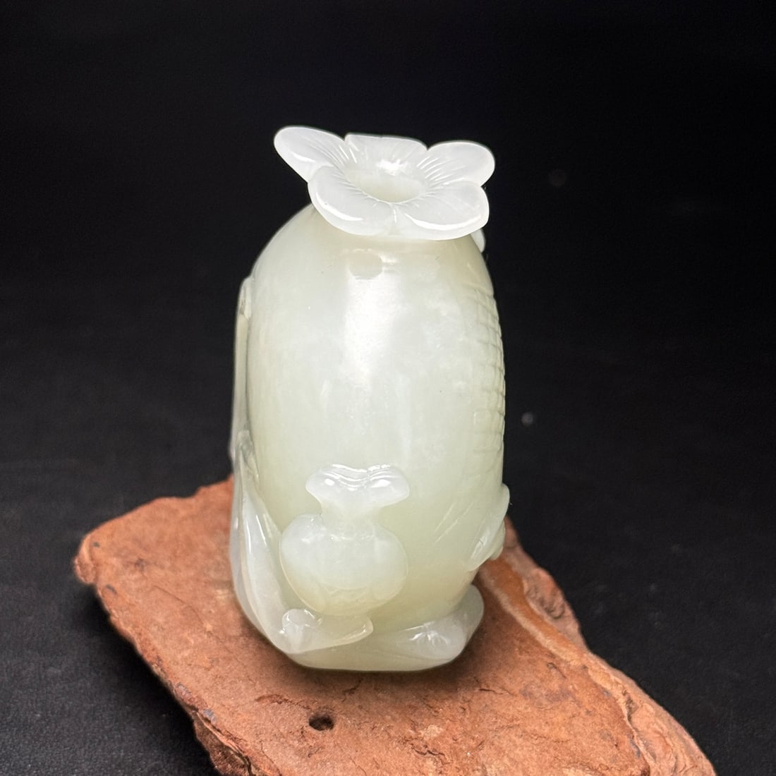 Hetian Jade Hand Carved Pomegranate Small Bottle - 4