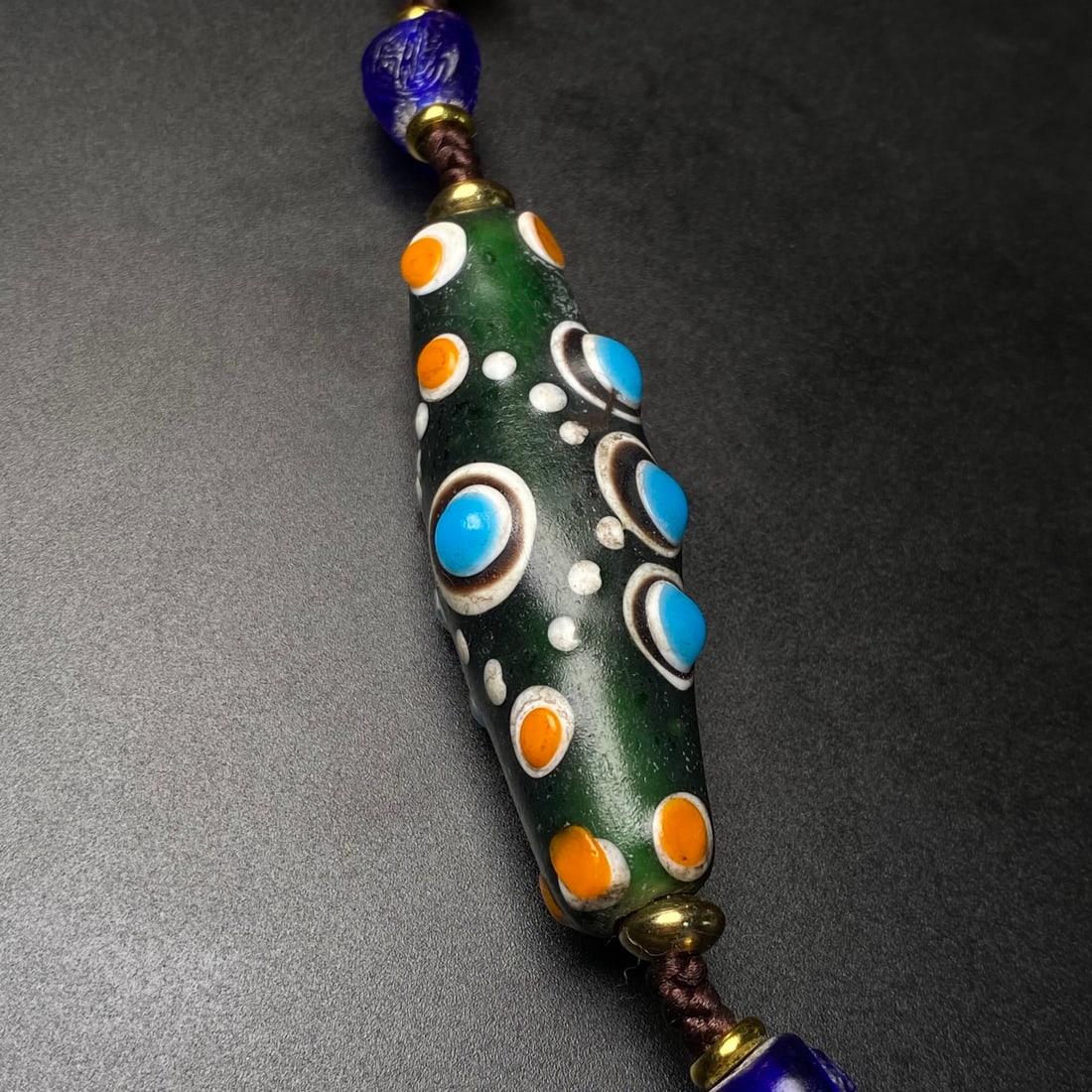 Beautiful Peking Glass Pendant & Necklace - 3