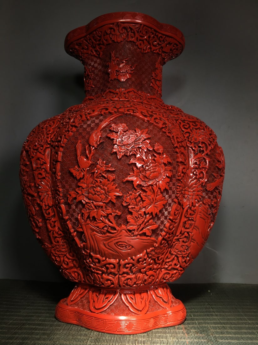 Vintage Red Lacquerware Carved Flower Vase - 2
