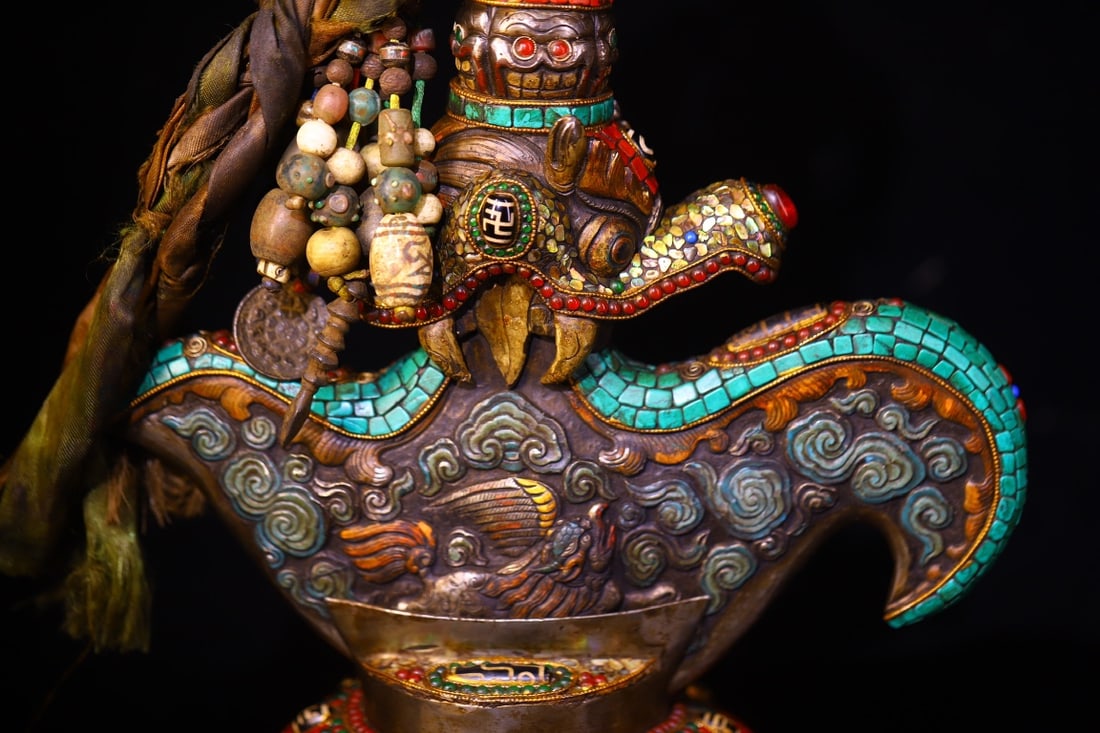 Old Tibetan Iron Inlay Shell,DZI Agate Axe Statue - 8