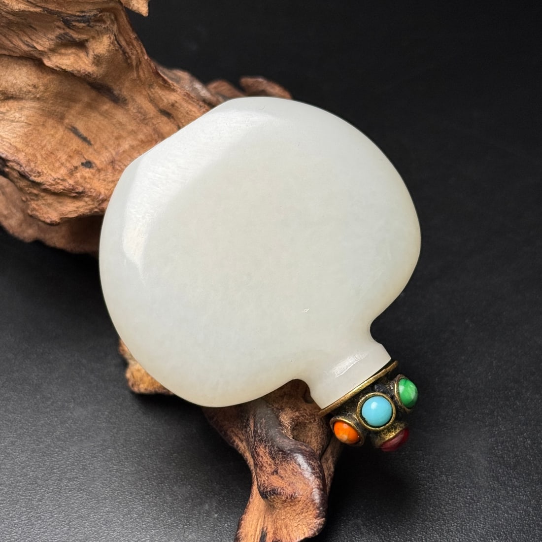 Superb Natural White Hetian Jade Snuff Bottle - 2