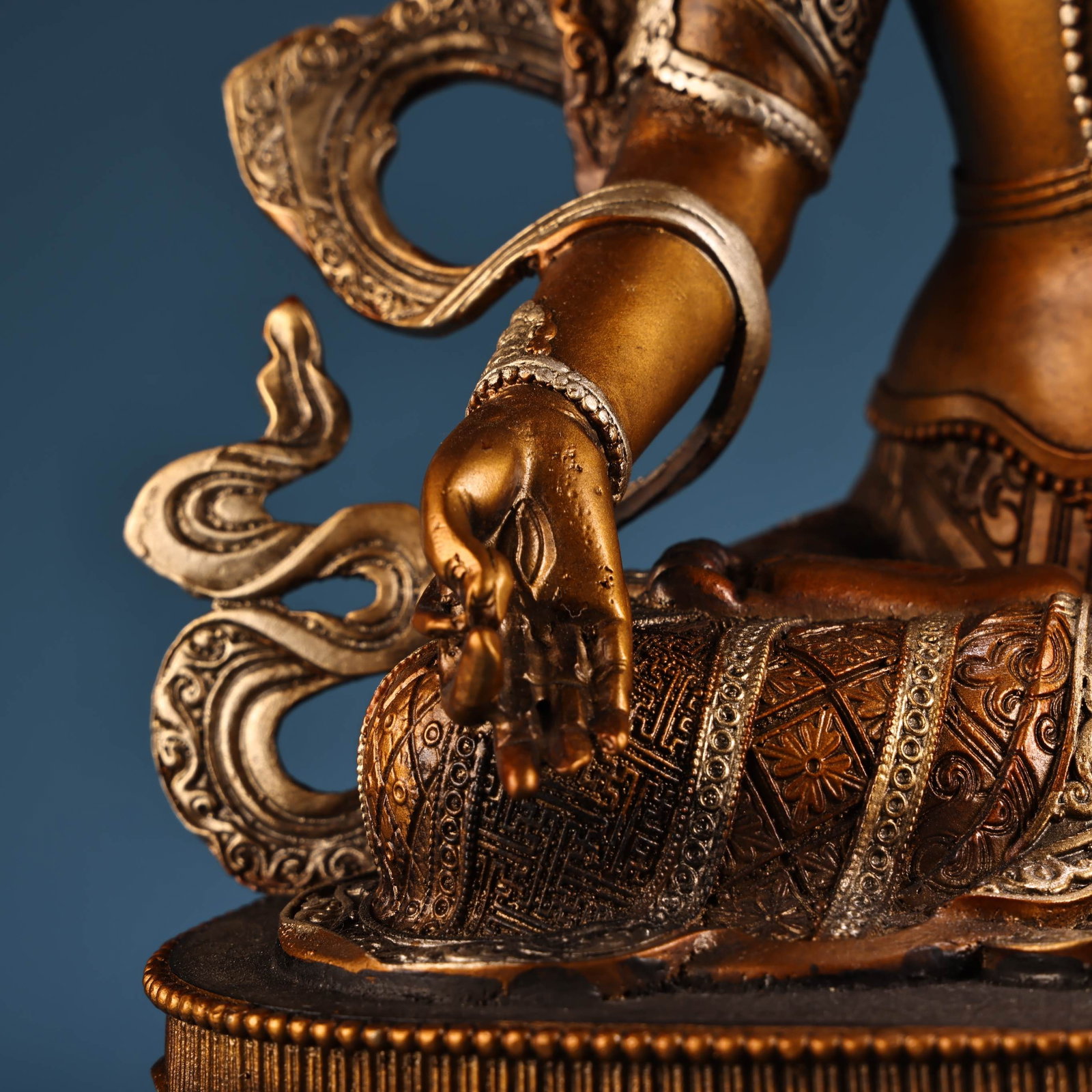 Vintage Gilt Gold Bronze Buddha Statue - 11