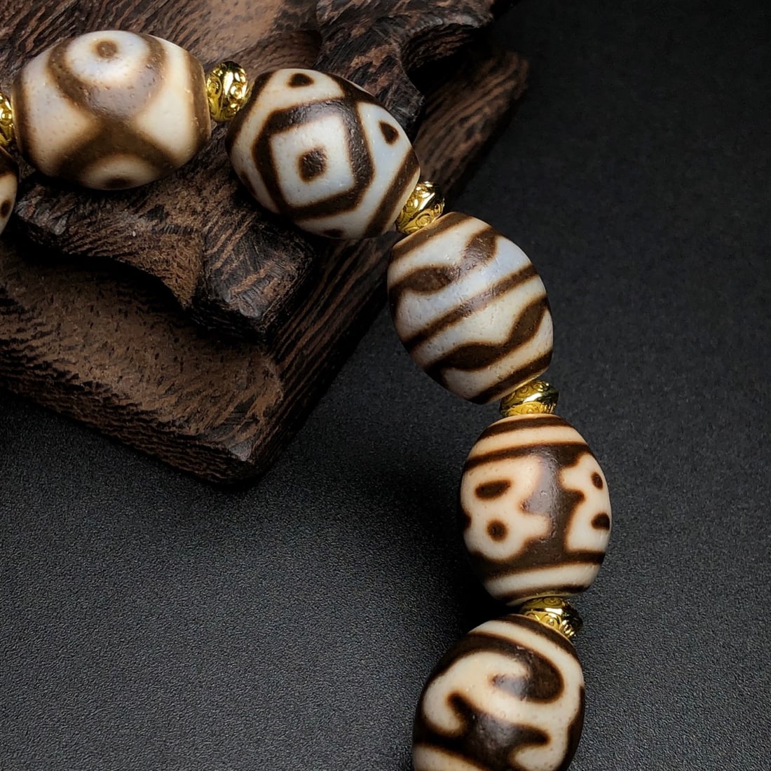Old Tibetan DZI Agate Hand Chain - 6