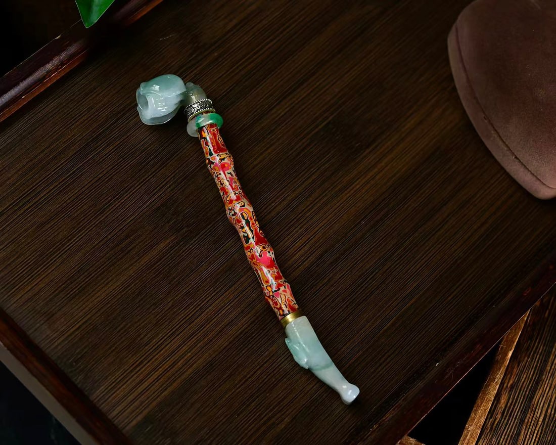 Jadeite Inlay Lacquerware Tobacco Pipe - 6