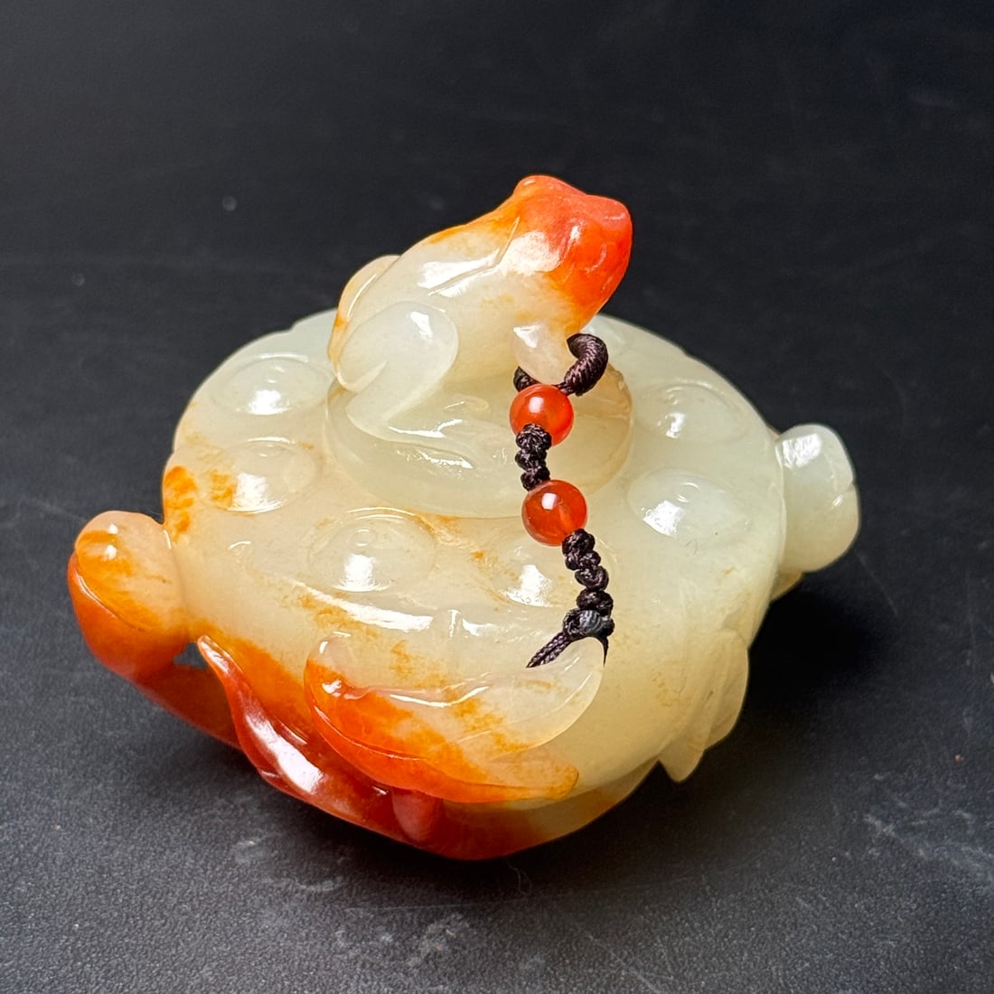 Hetian Jade Hand Carved Frog Lotus Seedpod Small Pot Statue - 4