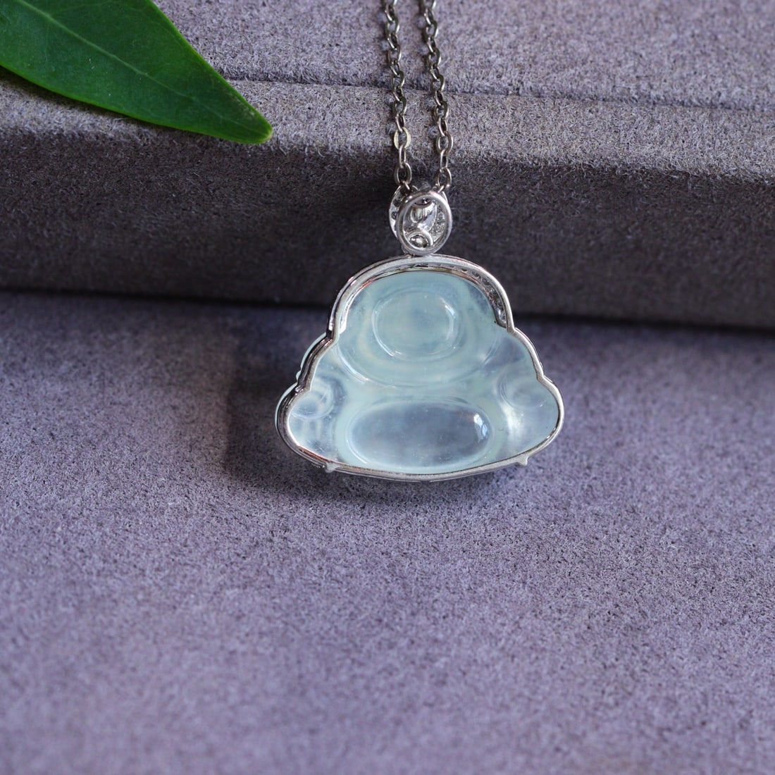 18K Gold Inlay Jadeite Buddha Pendant - 5