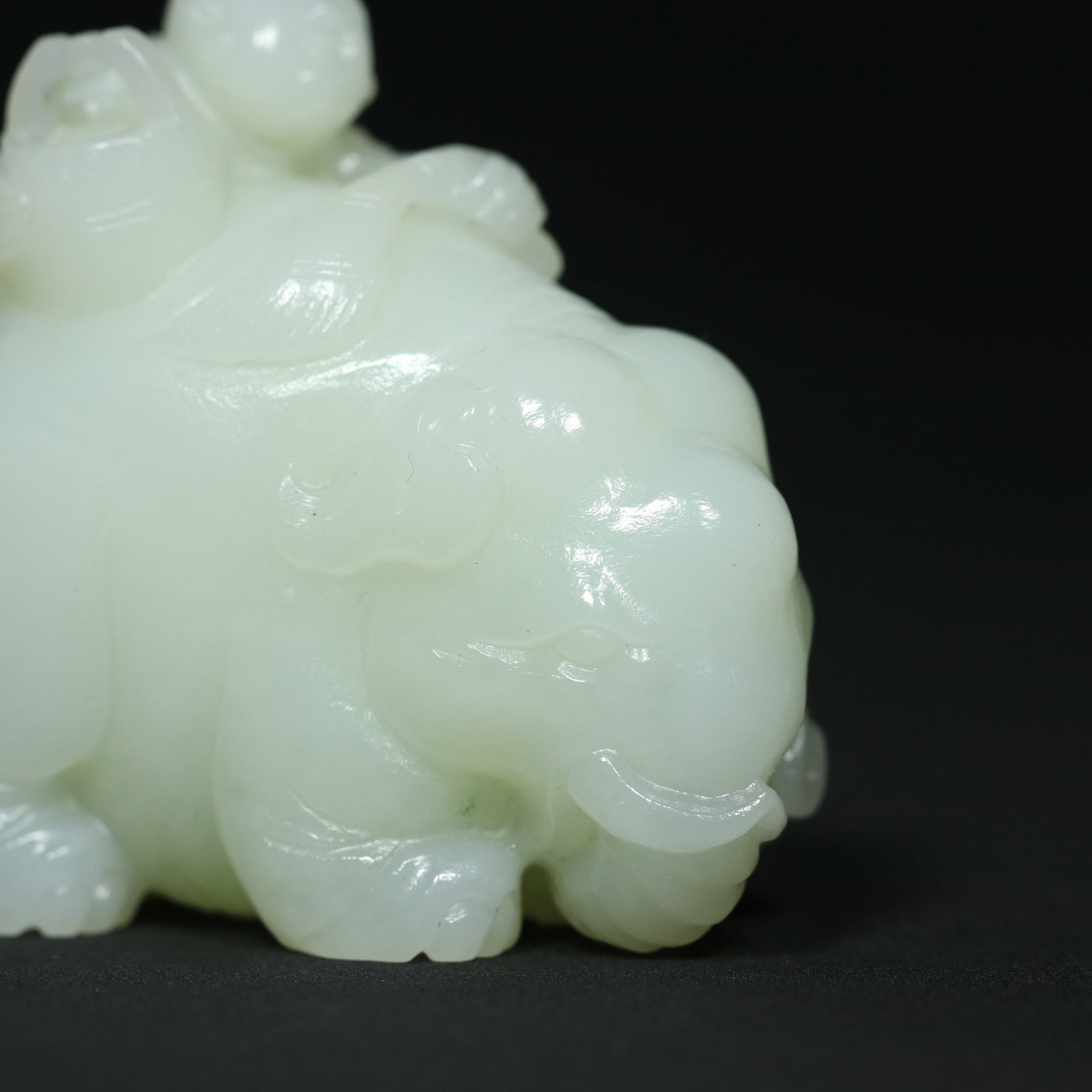 White Hetian Jade Hand Carved Elephant & Kid Statue - 5
