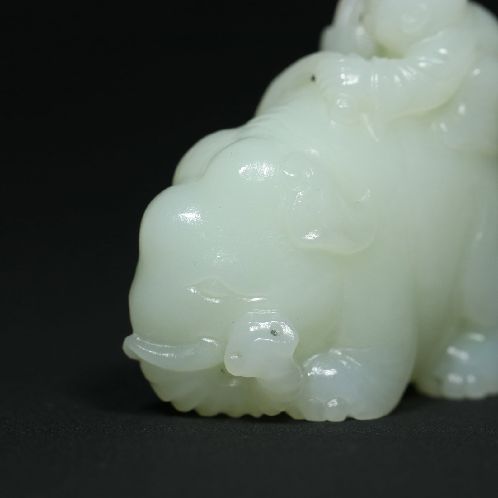 White Hetian Jade Hand Carved Elephant & Kid Statue - 7