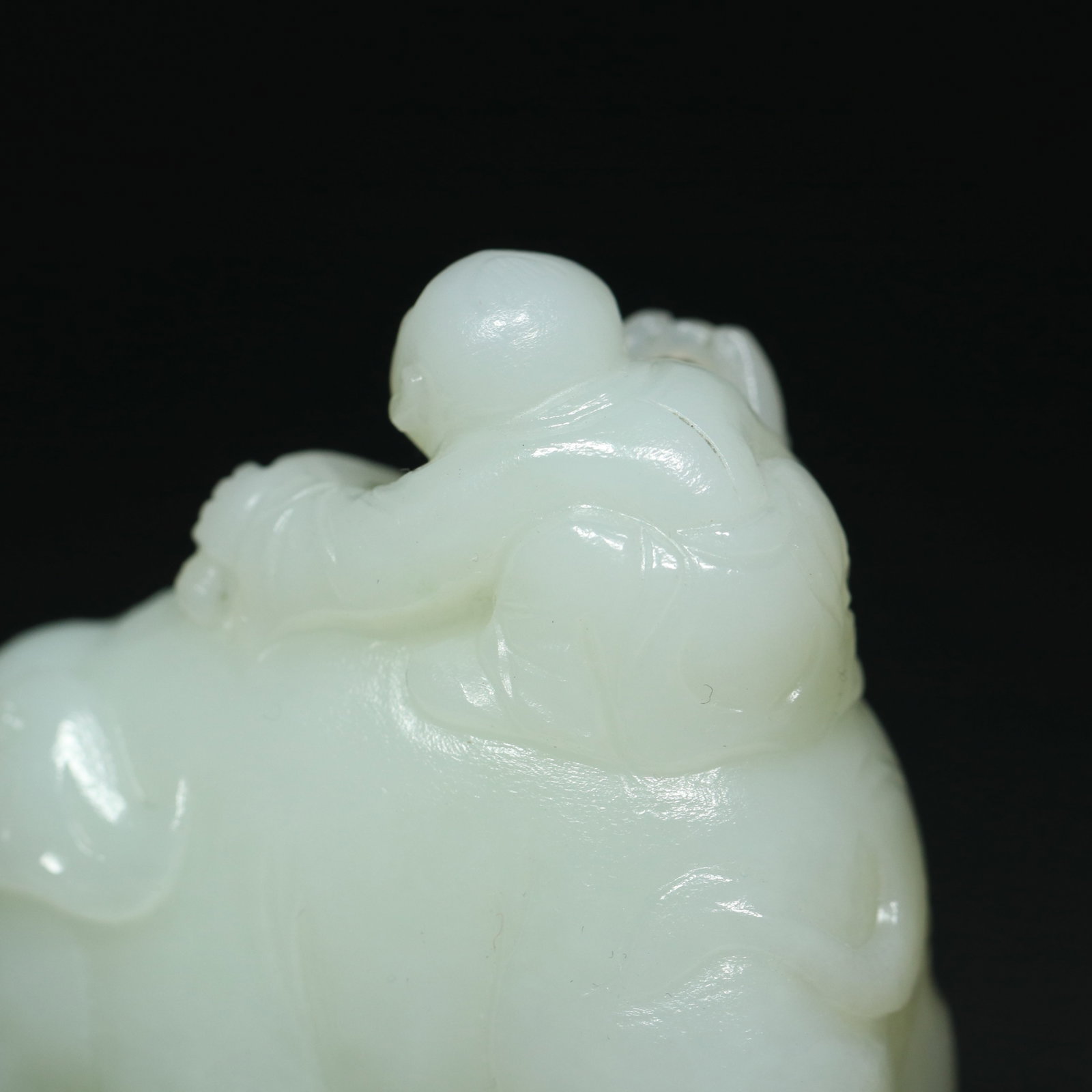 White Hetian Jade Hand Carved Elephant & Kid Statue - 8