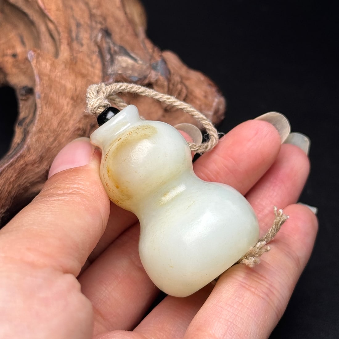 Vintage Hetian Jade Pendant - Gourd - 8