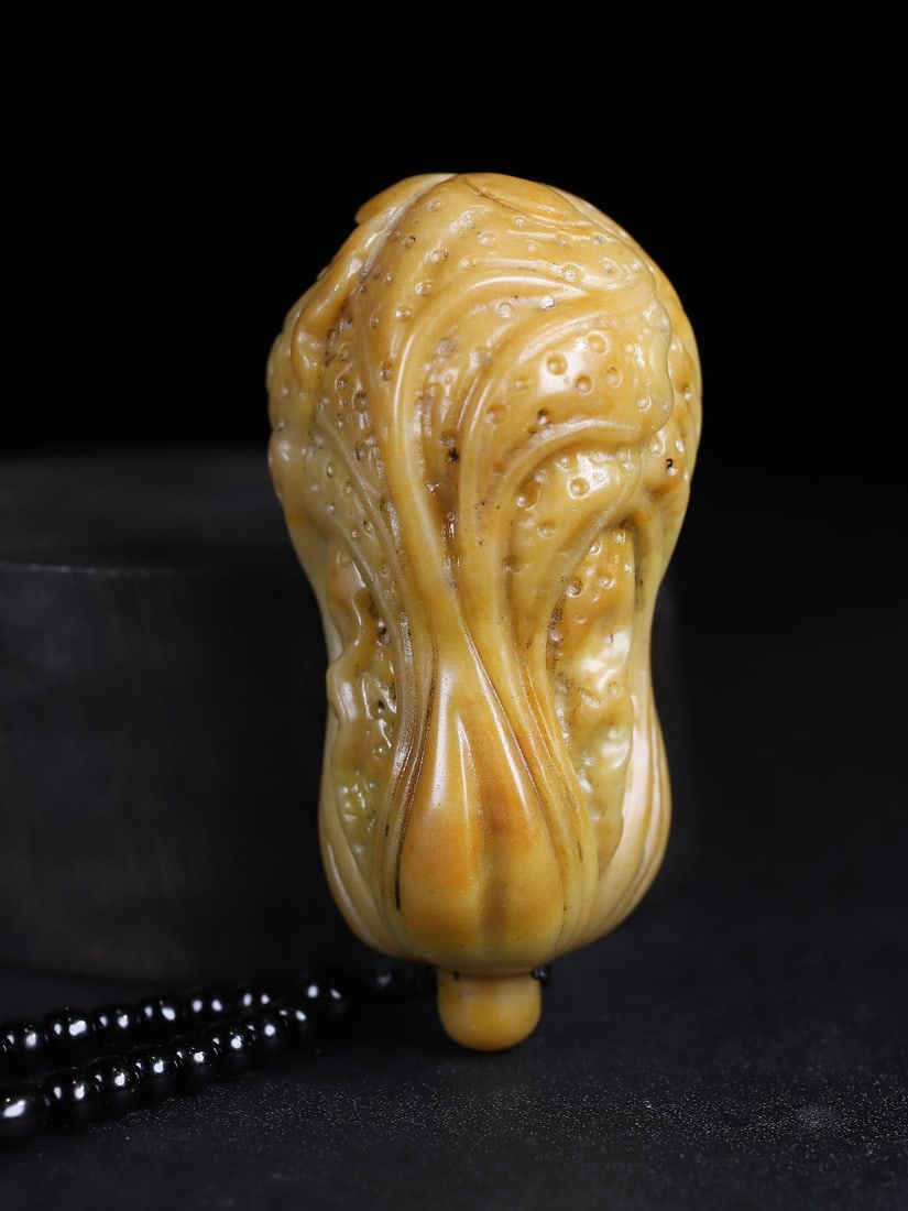 Shoushan Soapstone Hand Carved Fortune Cabbage Pendant - 4