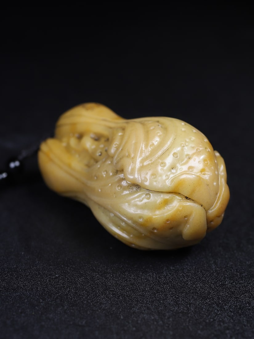 Shoushan Soapstone Hand Carved Fortune Cabbage Pendant - 9