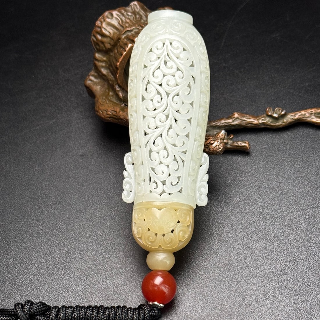 Openwork Hetian Jade Sachet Pendant - 2