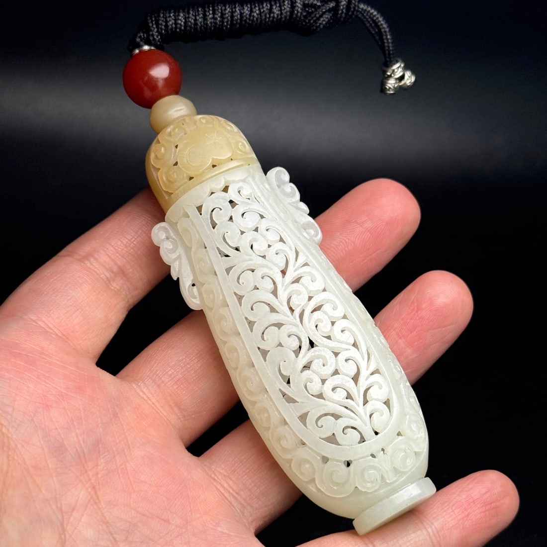 Openwork Hetian Jade Sachet Pendant - 8