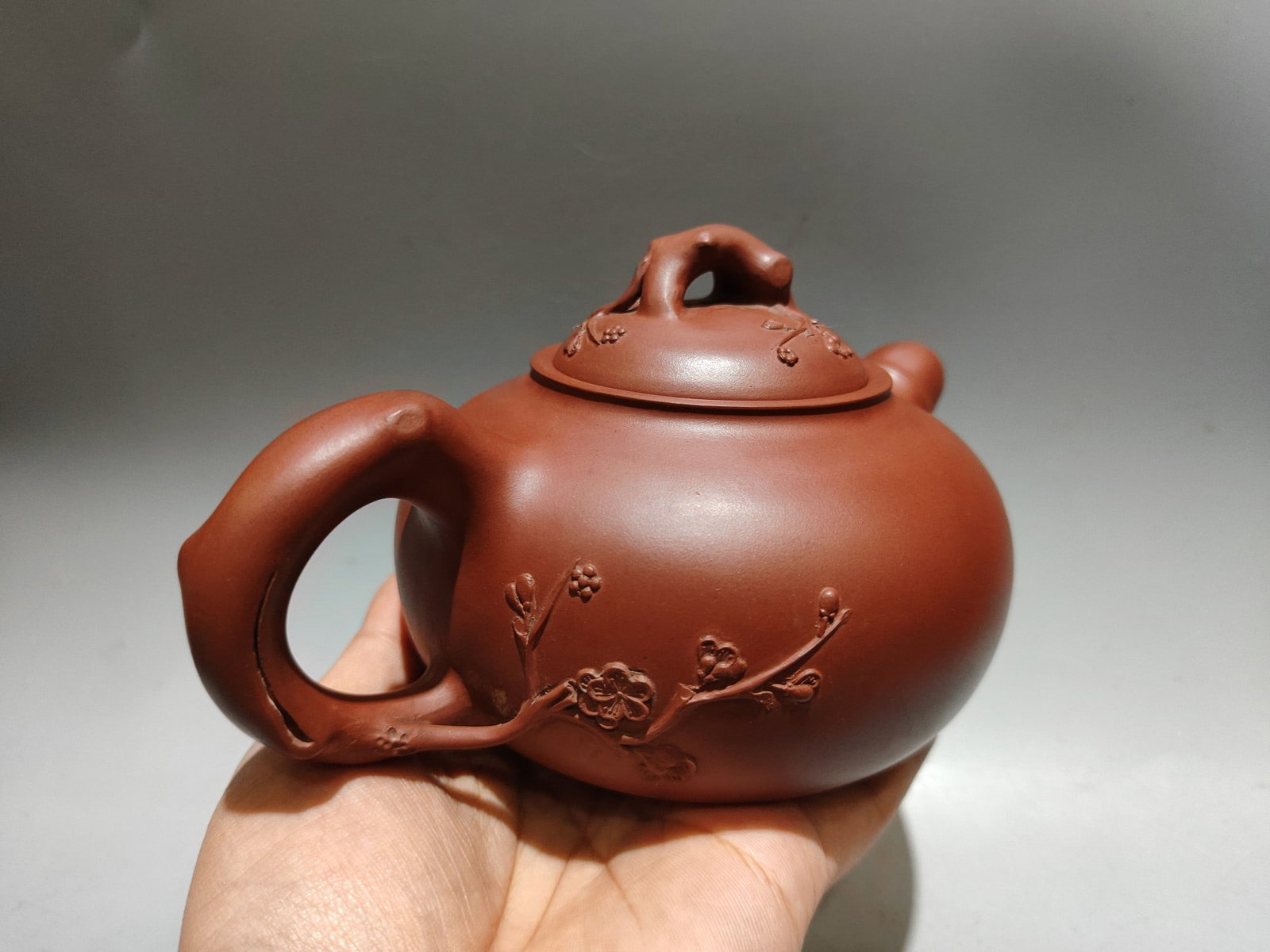 Yixing Zisha Clay Bamboo Plum blossom Teapot w Artist Signed - 4
