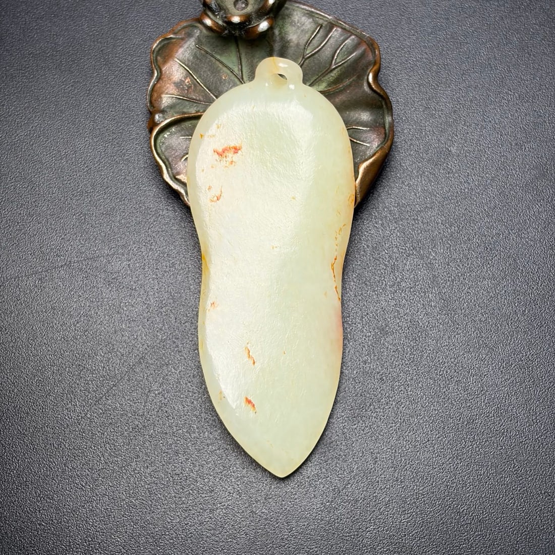 Hetian Jade Leaf Pendant - 2