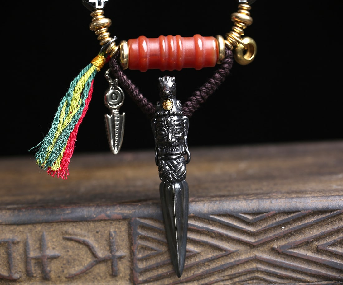 Old Iron Pestle Xiangmo & Red Agate & Green Agate Necklace - 3