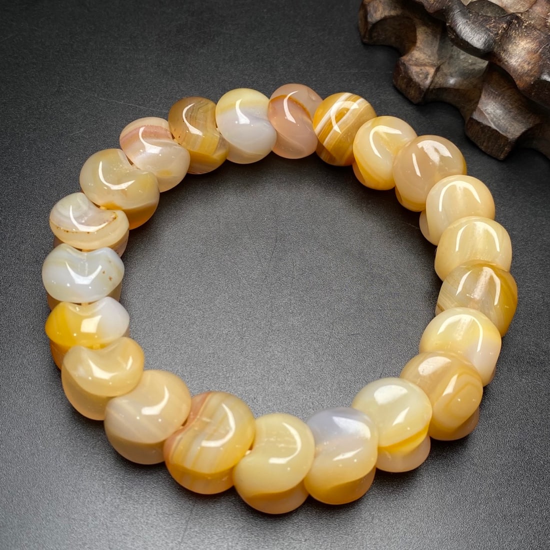 Agate Dragon Bone Shape Hand Chain - 6