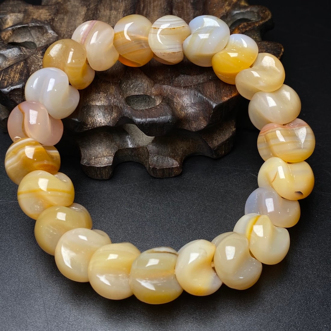 Agate Dragon Bone Shape Hand Chain - 7
