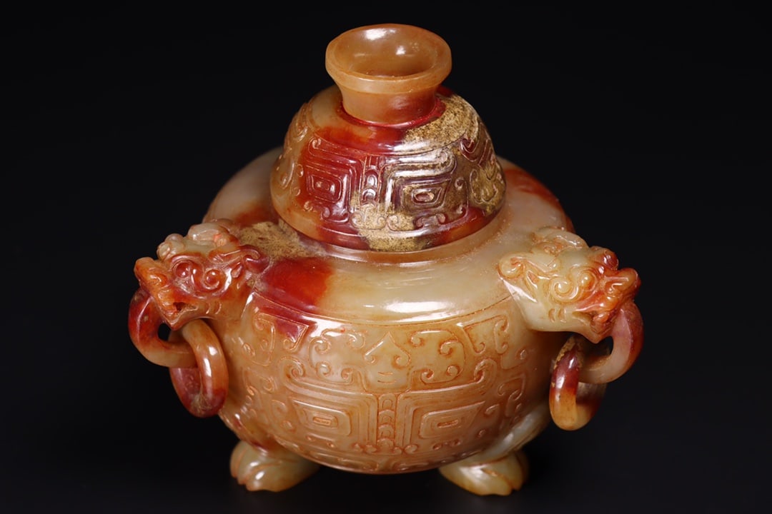 Vintage Qing Dynasty Hetian Jade Beast Incense Burner - 4