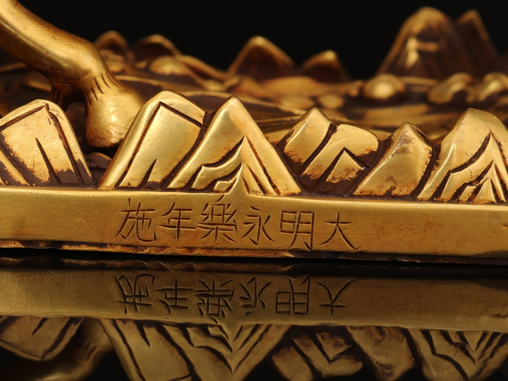 Gilt Gold Bronze Buddha Statue - 8