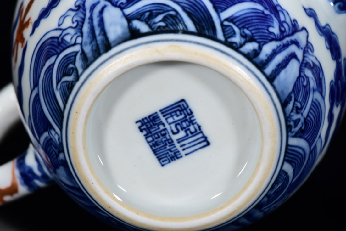 Iron Red Glaze+Blue and White Porcelain Dragon Teapot - 9