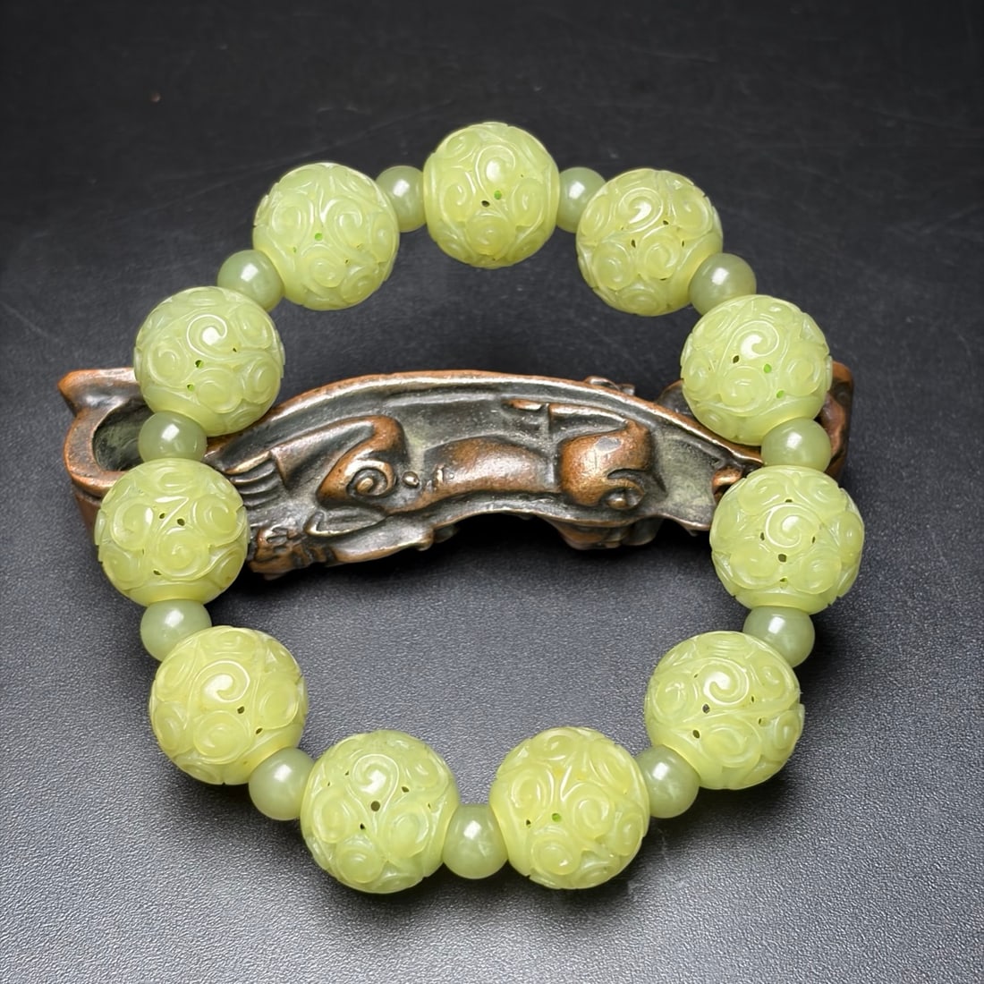 Openwork Hetian Jade Beads Bracelet: Title: Openwork Hetian Jade Beads Bracelet Origin: Chinese Date/Period: After2000 Materials: Hetian Jade Dimensions: 18(mm) 0.71(inches) Weight 0.12 lbs/53g Reserve: $399.00 Shipping: Domestic: Shipp