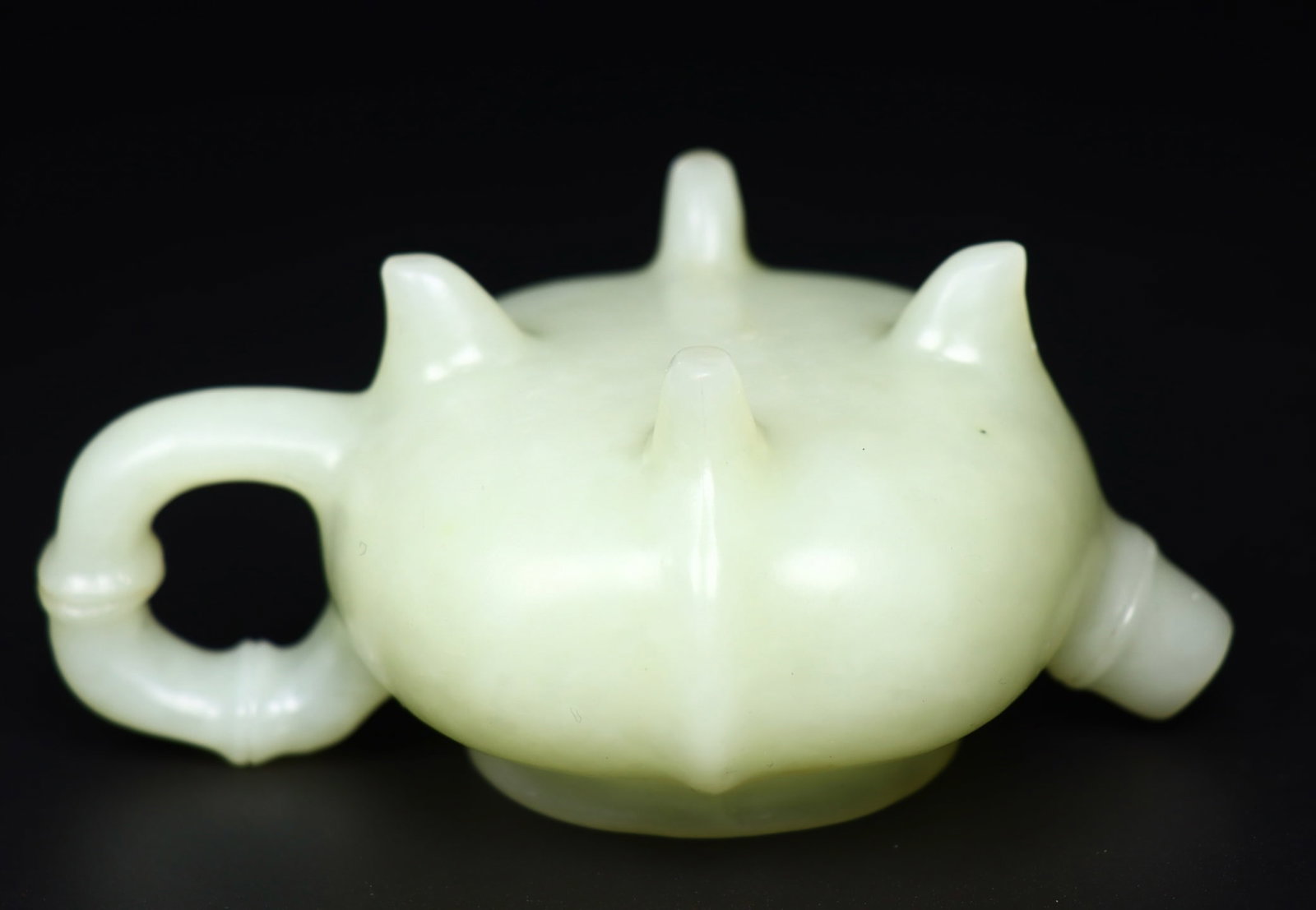 Old Hetian Jade Teapot - 9
