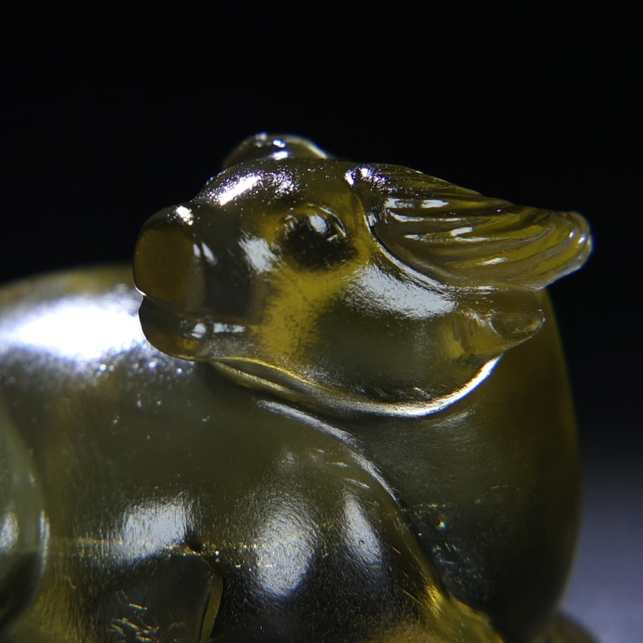 Old Yellow Crystal Ox Statue - 2