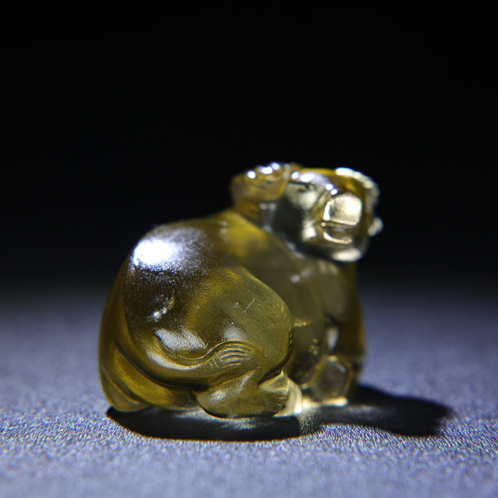 Old Yellow Crystal Ox Statue - 4
