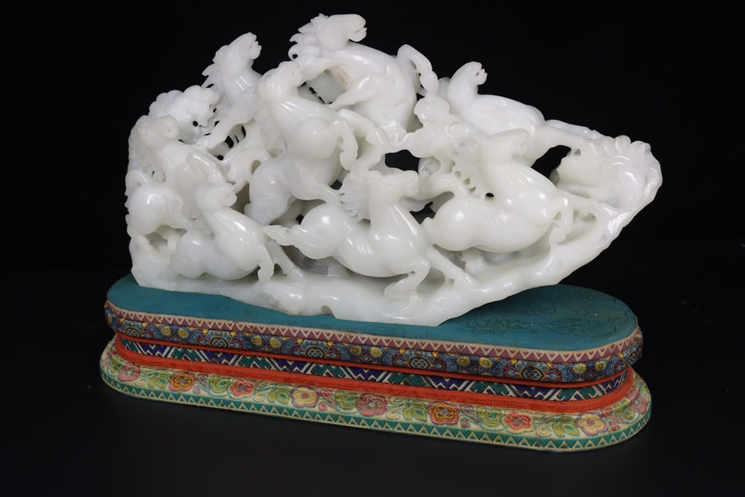 Vintage White Hetian Jade Hand Carved Eight Horse Statue w Box - 4