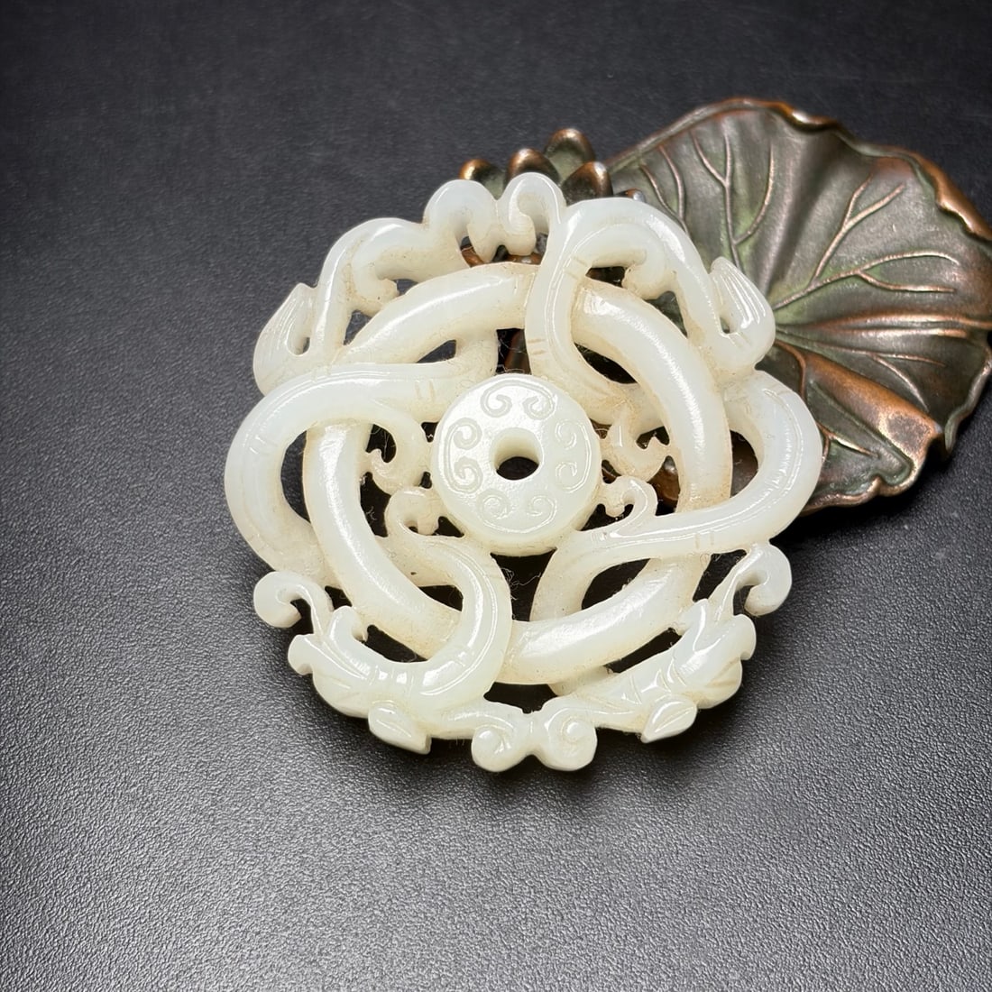 Openwork Hetian Jade Dragon Pendant - 2