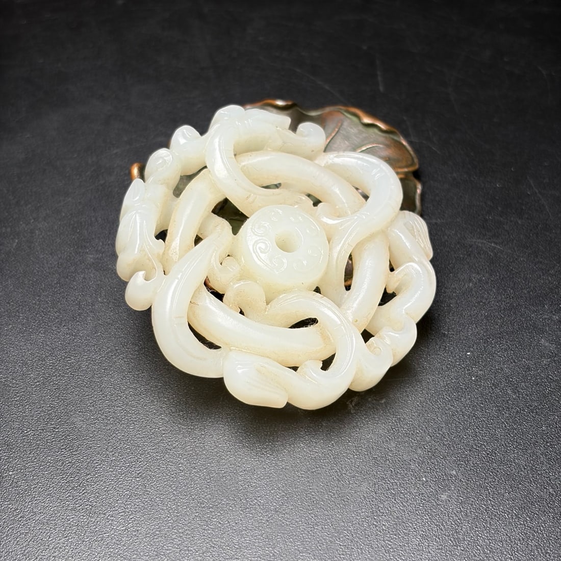 Openwork Hetian Jade Dragon Pendant - 3