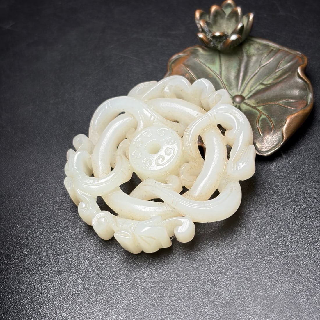 Openwork Hetian Jade Dragon Pendant - 4