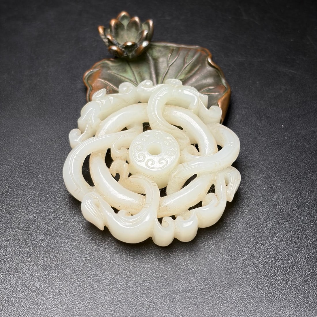 Openwork Hetian Jade Dragon Pendant - 6