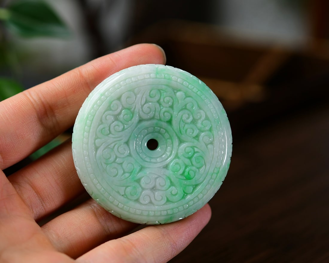 A Set Green Jadeite Lucky Pendant & Bracelet Bangle - 5