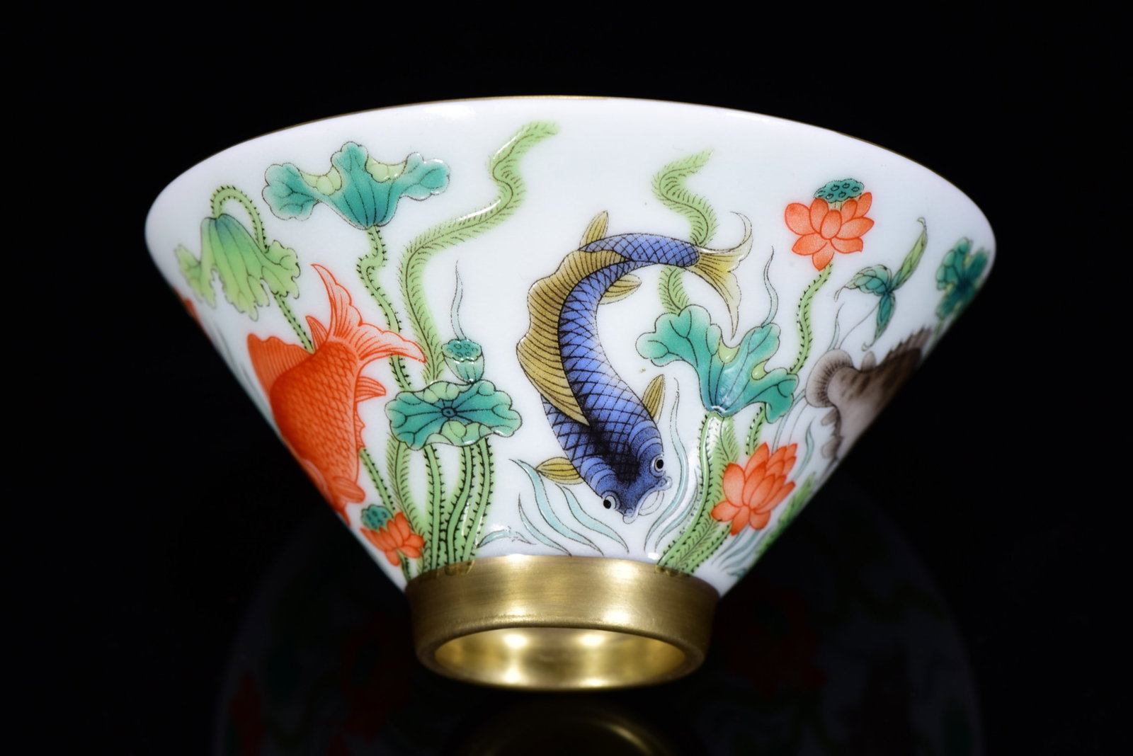 A Pair Gilt Gold Famille Rose+Blue And White Porcelain Cup Fish Lotus - 6