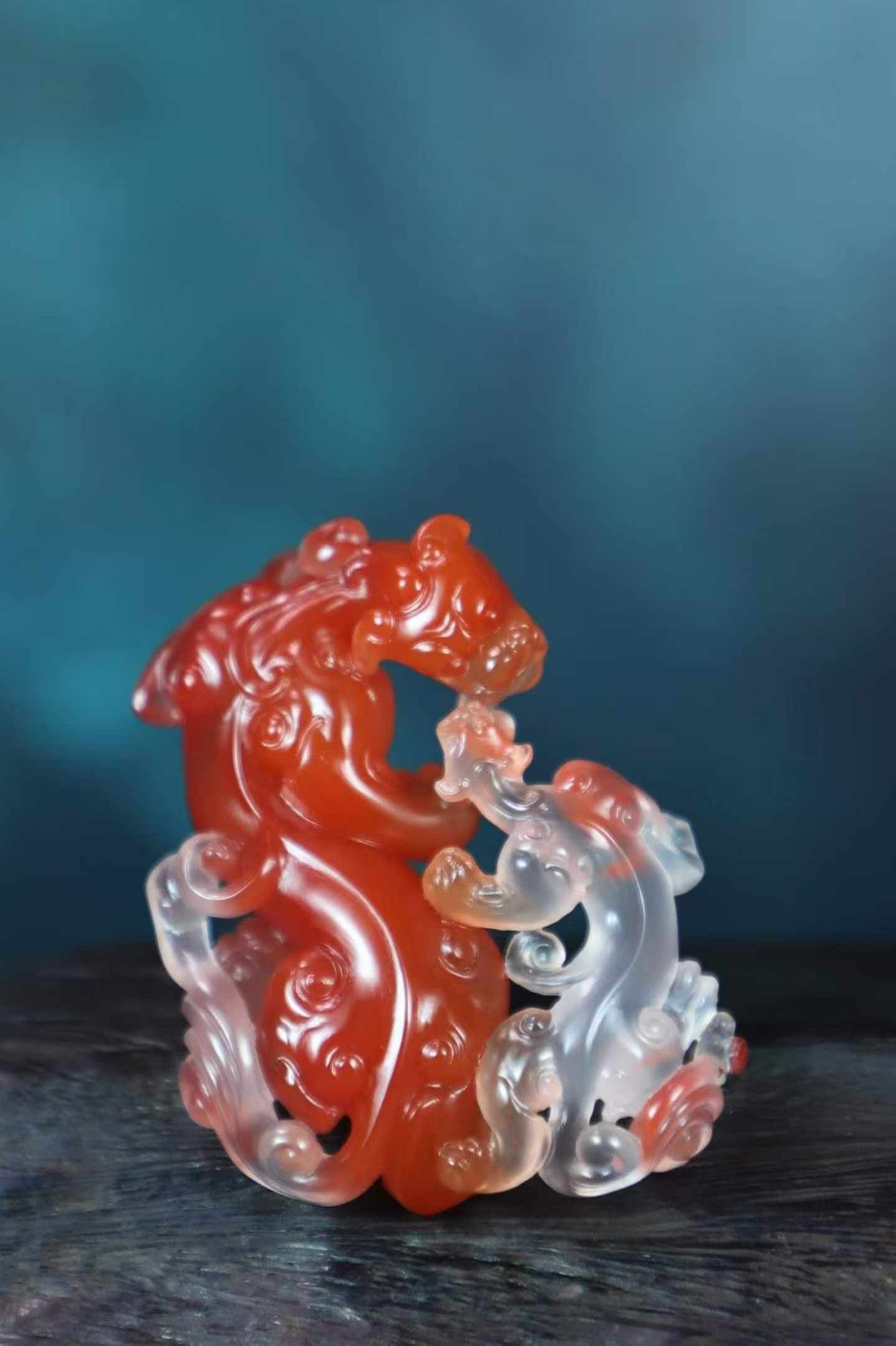Nanhong Agate Pendant - Chi Dragon with Certificate - 4