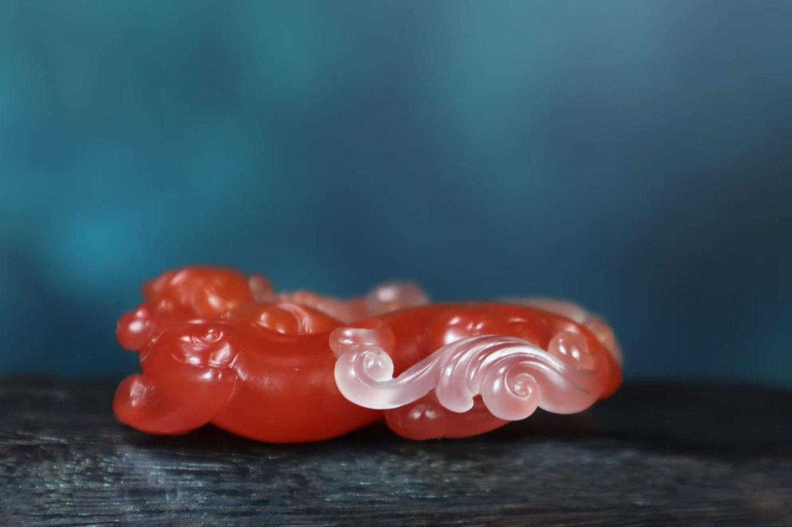 Nanhong Agate Pendant - Chi Dragon with Certificate - 5