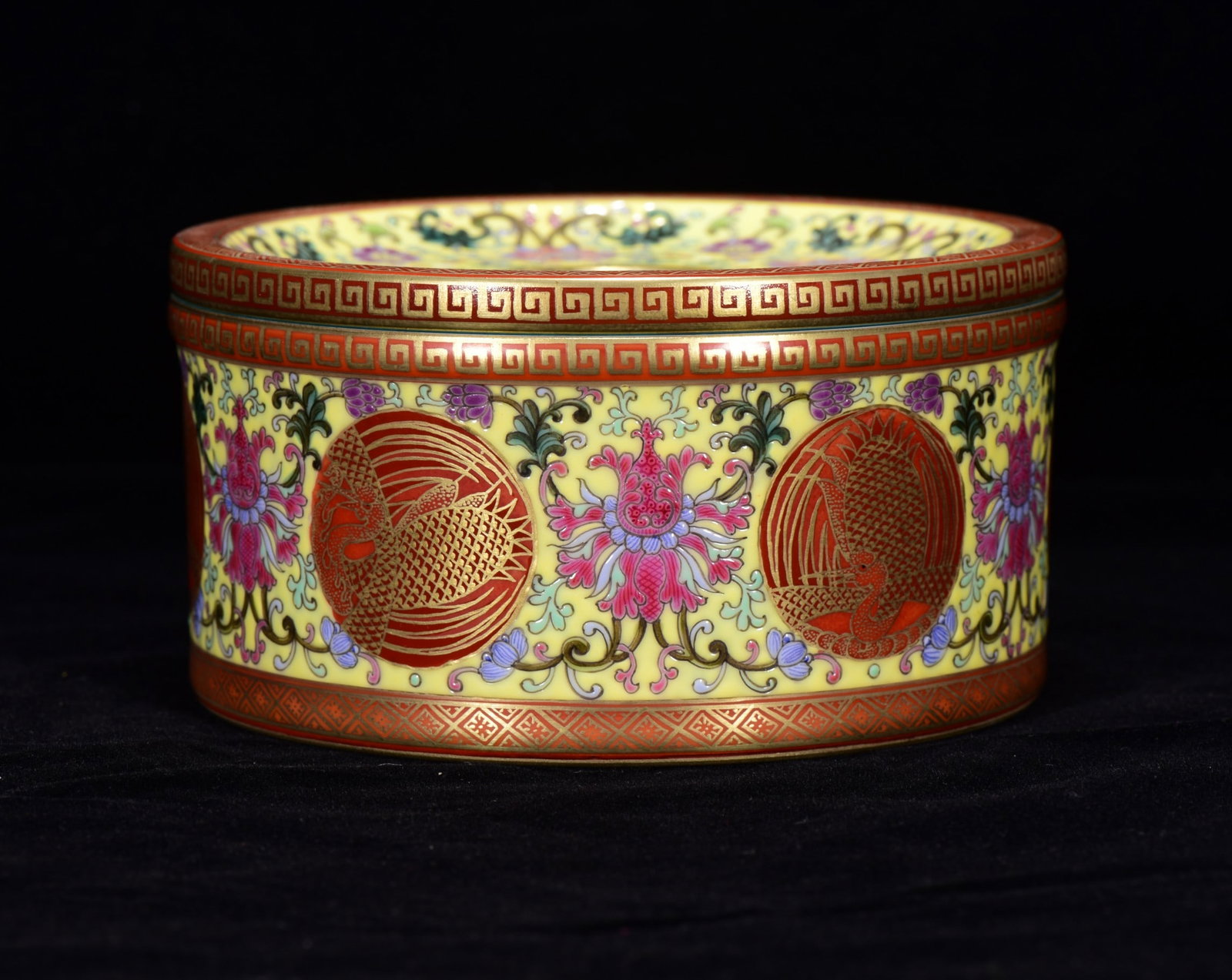 Gilt Gold Yellow Ground Famille Rose Porcelain Incense Burner: Title: Gilt Gold Yellow Ground Famille Rose Porcelain Incense Burner Origin: Chinese Date/Period: After1880 Materials: Porcelain Dimensions: 170x130(mm) 6.69x5.12(inches) Reserve: $699.00 Shipping: D