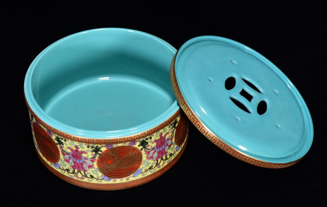 Gilt Gold Yellow Ground Famille Rose Porcelain Incense Burner - 4