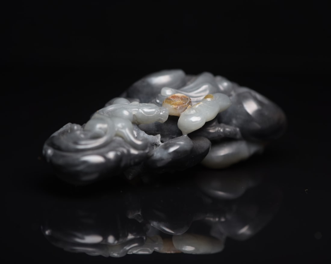 Hetian Jade Hand Carved Ruyi Statue - 4