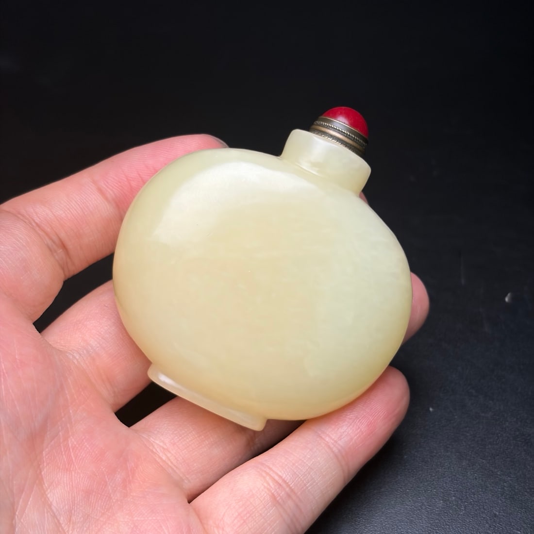 Vintage Hetian Jade Snuff Bottle - 8