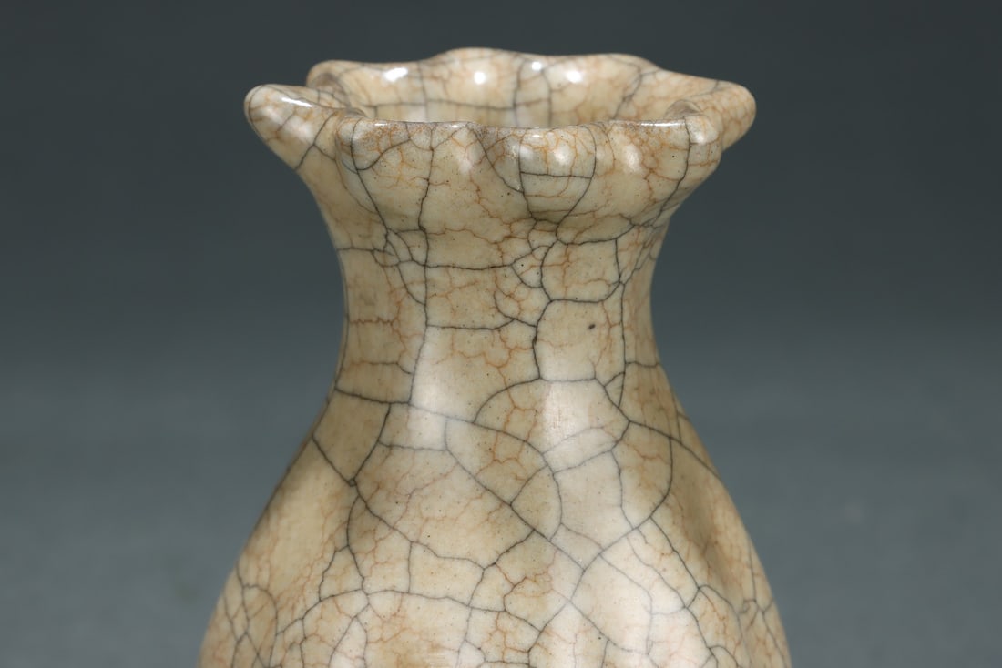 Old Ge Kiln Porcelain Vase w Box - 5